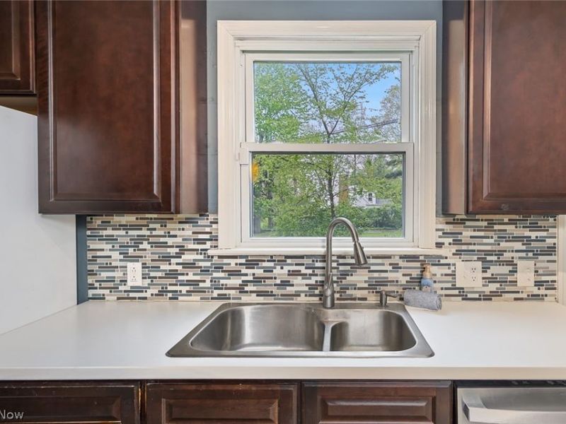 1393 Dorsh Road , South Euclid, OH 44121 Photo 15