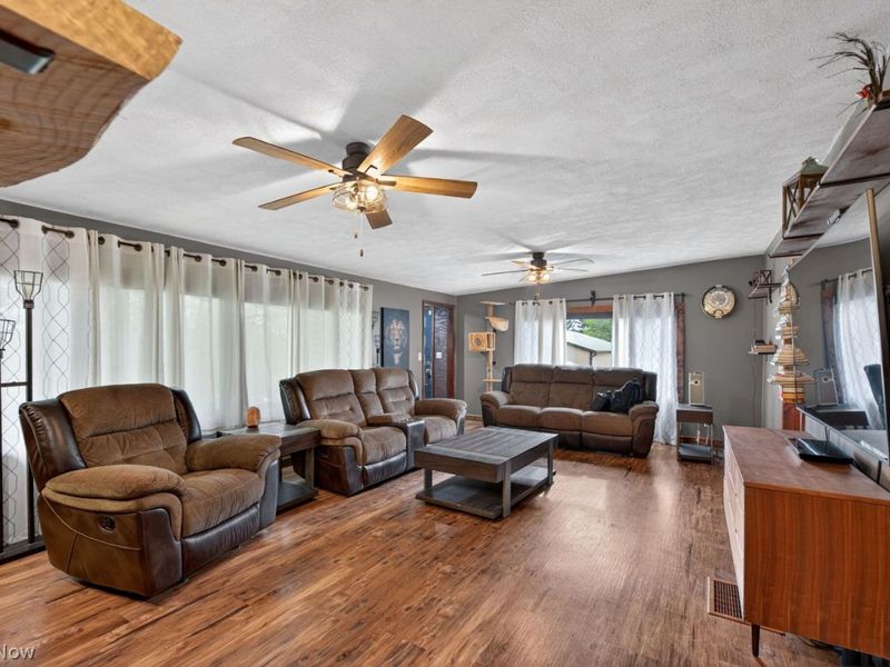 9532 Portage Street NW, Massillon, OH 44646 Photo 7