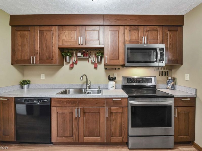 1754 Truman Drive , Brunswick, OH 44212 Photo 11