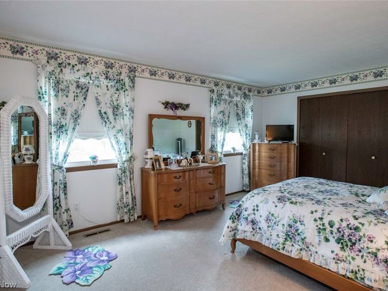 22419 Jonathan Drive, Strongsville, OH 44149 Photo 23