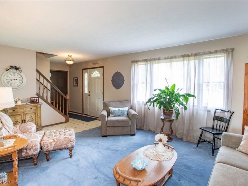 22419 Jonathan Drive, Strongsville, OH 44149 Photo 9