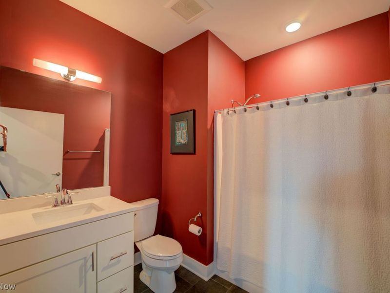 1238 W 70th Street , Cleveland, OH 44102 Photo 19