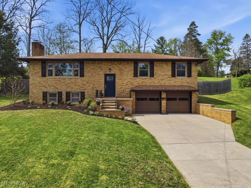 185 High Street , Chagrin Falls, OH 44022 Photo 1