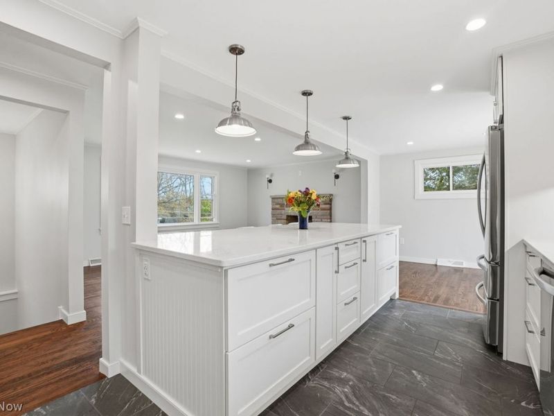 185 High Street , Chagrin Falls, OH 44022 Photo 5