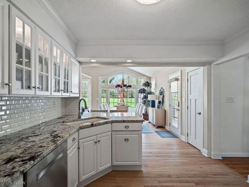 1800 Horseshoe Boulevard , Westlake, OH 44145 Photo 13