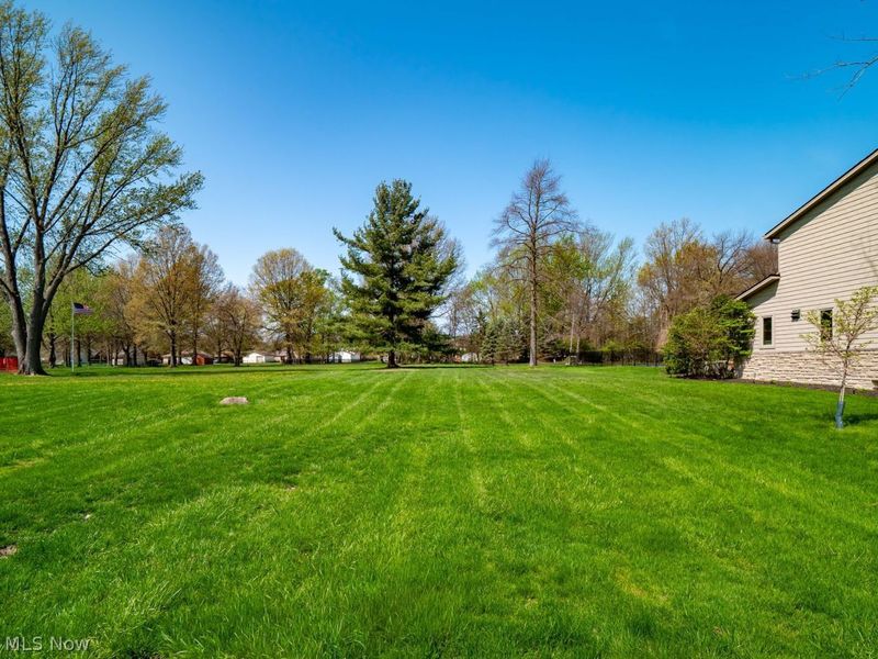 1800 Horseshoe Boulevard , Westlake, OH 44145 Photo 4