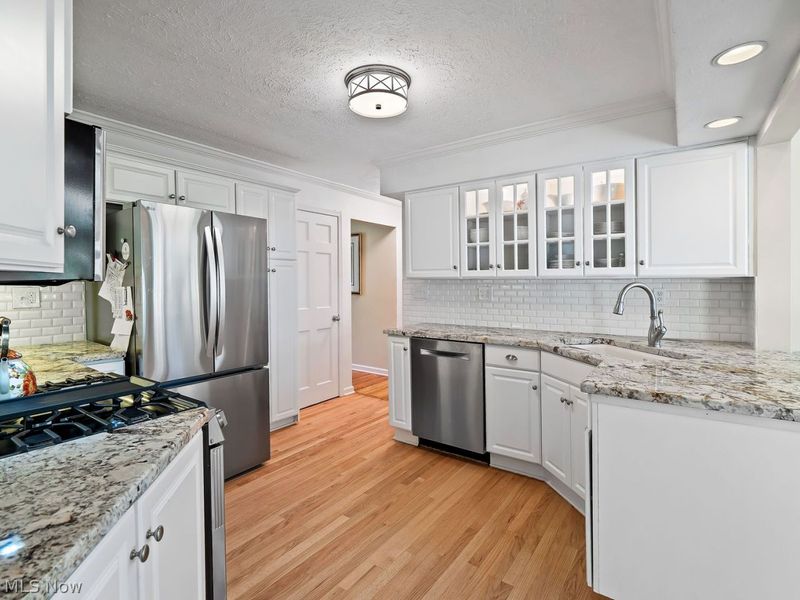1800 Horseshoe Boulevard , Westlake, OH 44145 Photo 9