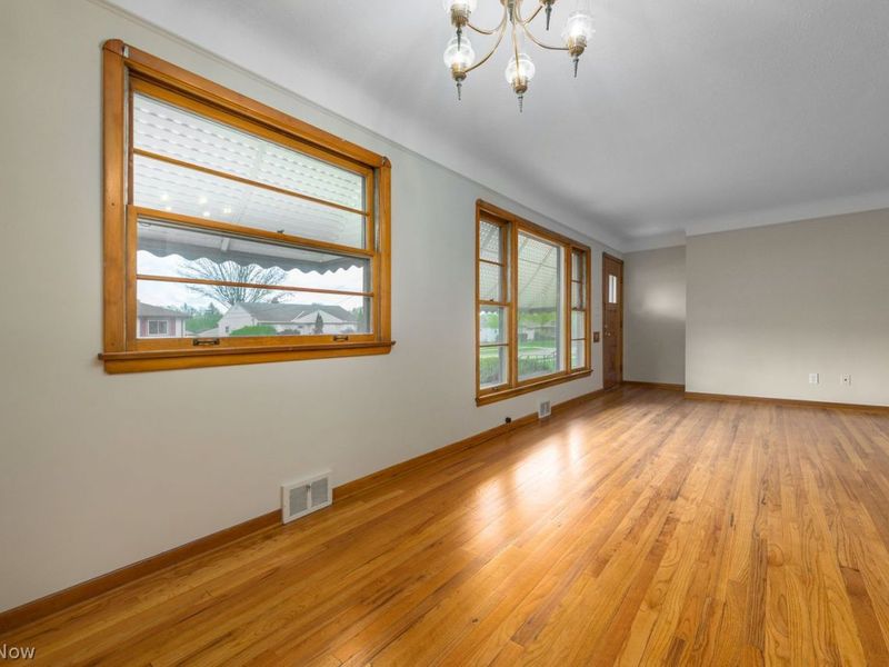 6456 Anita Drive , Cleveland, OH 44130 Photo 12