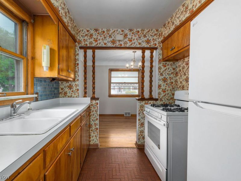 6456 Anita Drive , Cleveland, OH 44130 Photo 16