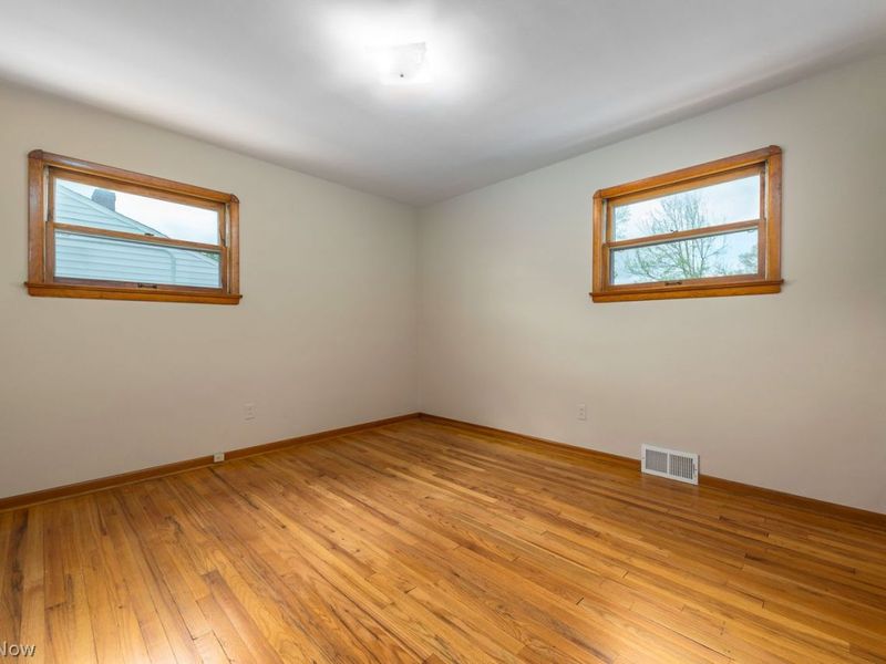 6456 Anita Drive , Cleveland, OH 44130 Photo 21