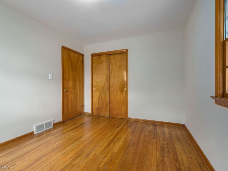 6456 Anita Drive , Cleveland, OH 44130 Photo 26
