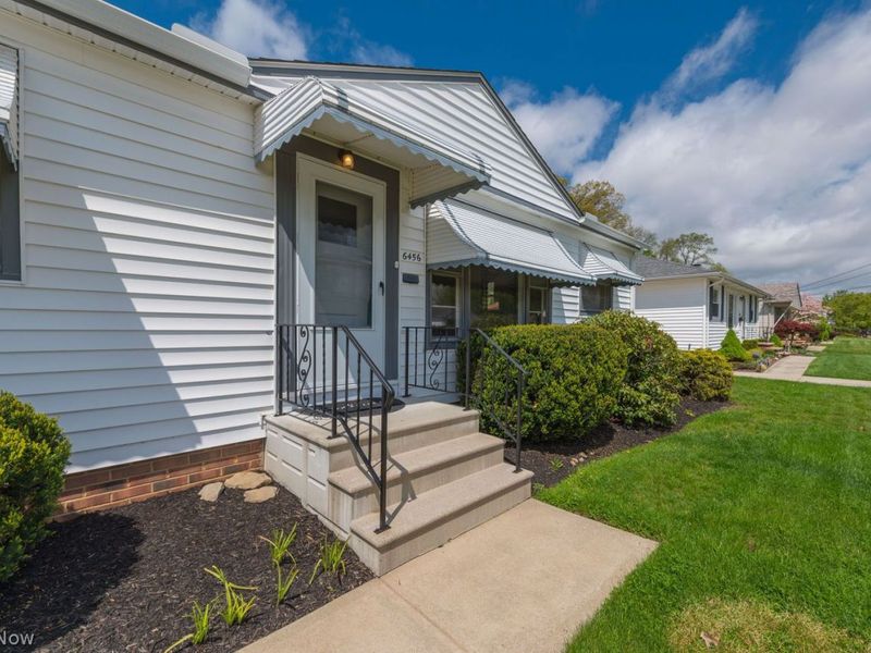 6456 Anita Drive , Cleveland, OH 44130 Photo 4