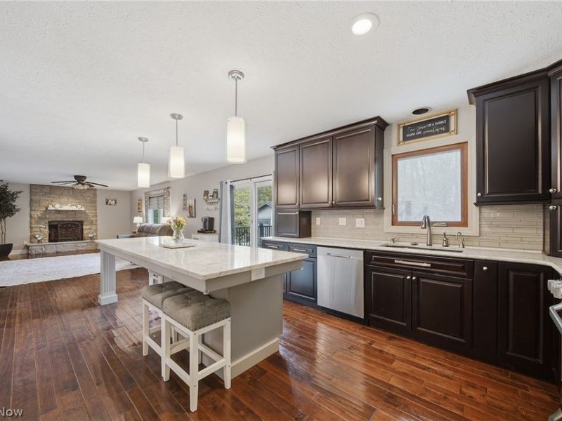 967 Countryside Drive , Medina, OH 44256 Photo 3