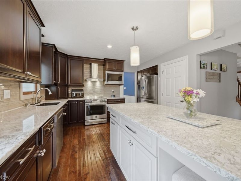 967 Countryside Drive , Medina, OH 44256 Photo 4