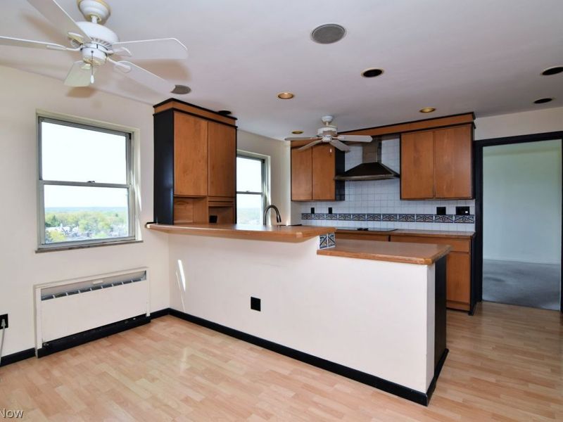 13800 Shaker Boulevard , Unit 1208, Cleveland, OH 44120 Photo 20