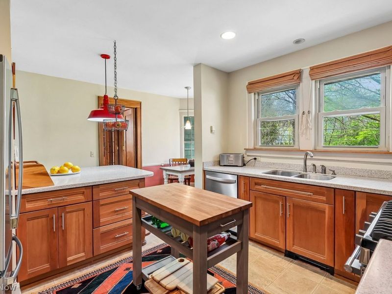 2908 Warrington Road , Shaker Heights, OH 44120 Photo 20