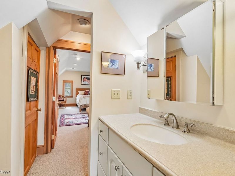 2908 Warrington Road , Shaker Heights, OH 44120 Photo 36