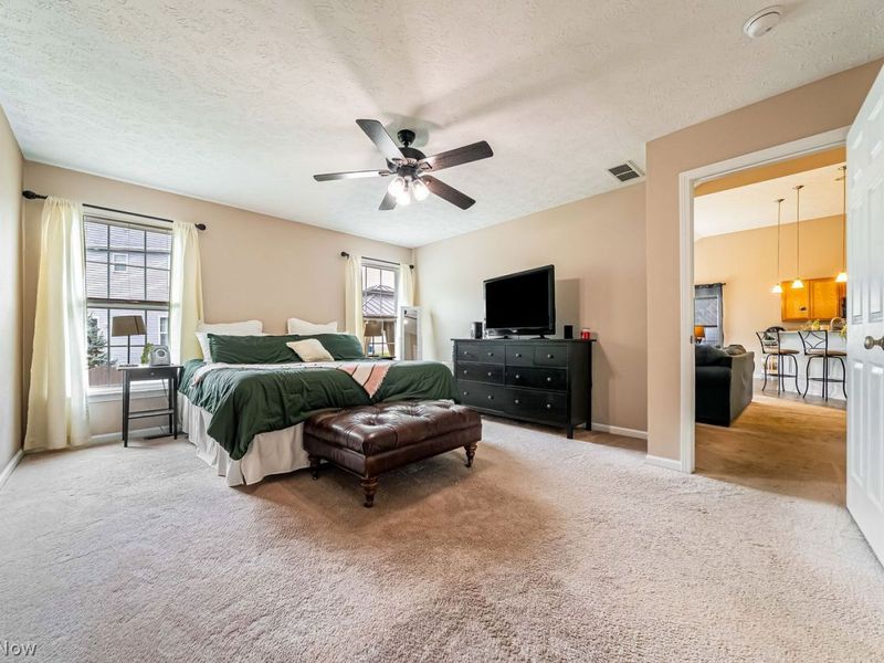 9088 Morgan Circle , North Ridgeville, OH 44039 Photo 9