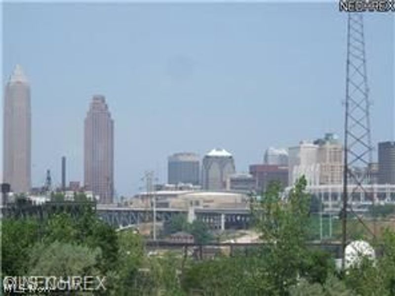 Cleveland, OH 44113 Photo 22