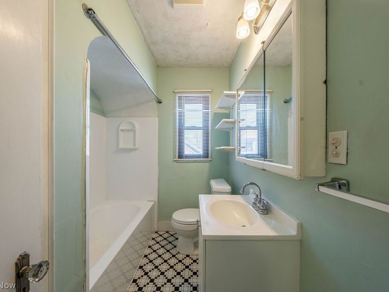 3301 W 165th Street , Cleveland, OH 44111 Photo 32