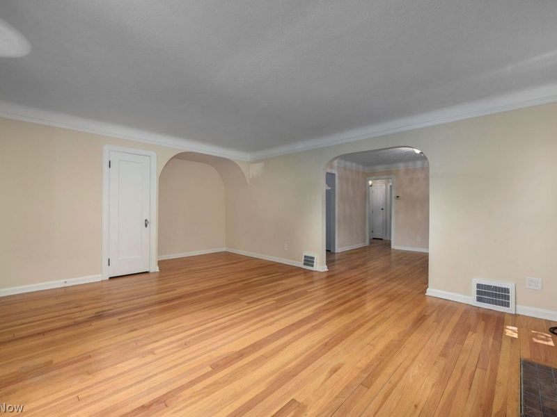 3301 W 165th Street , Cleveland, OH 44111 Photo 4