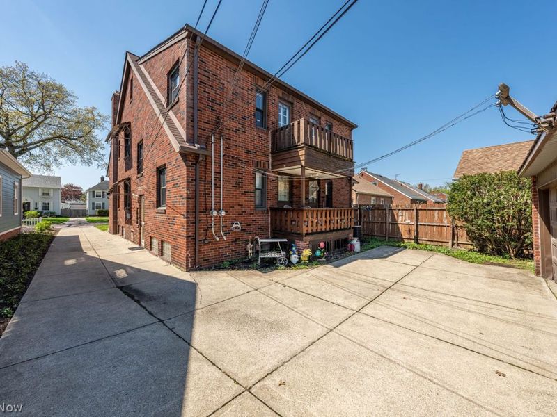 3301 W 165th Street , Cleveland, OH 44111 Photo 40