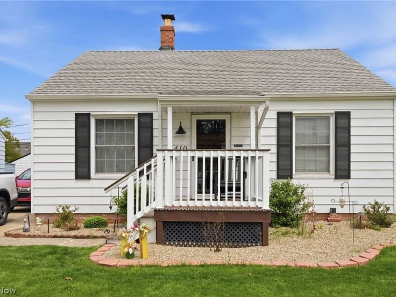 419 E 326th Street, Willowick, OH 44095 Photo 5
