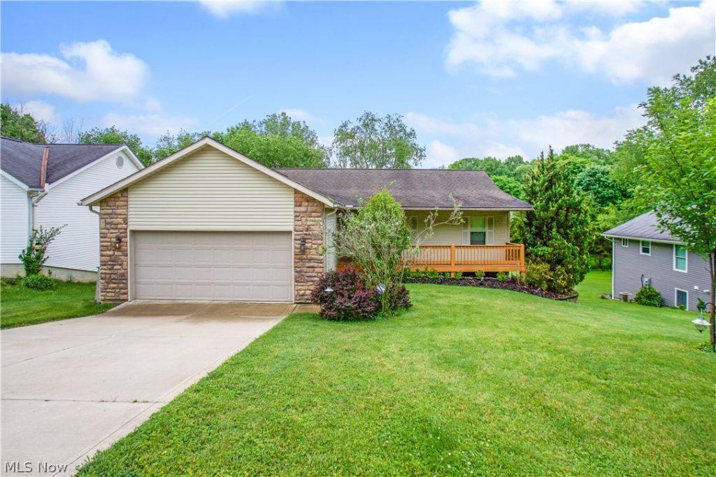 151 Heatherwood Drive, Howard, OH 43028