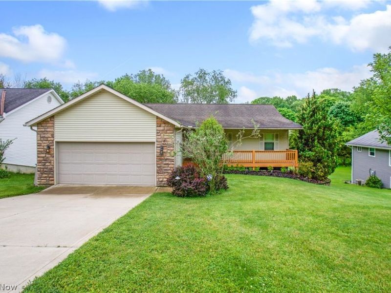 151 Heatherwood Drive, Howard, OH 43028 Photo 1