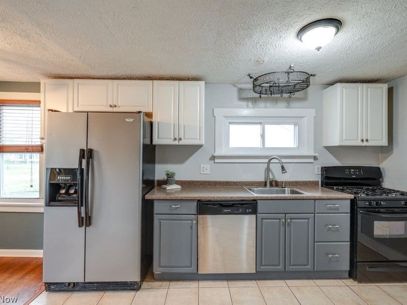 316 S Prospect Street , Medina, OH 44256 Photo 13
