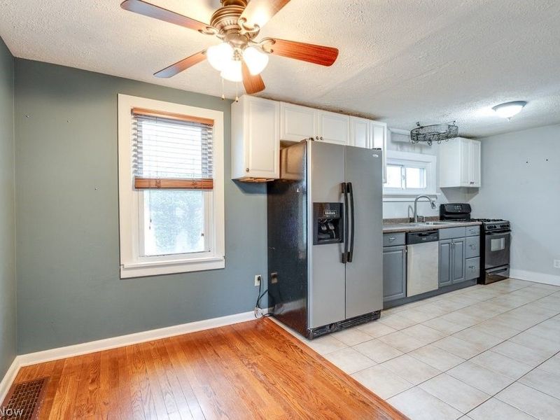 316 S Prospect Street , Medina, OH 44256 Photo 16