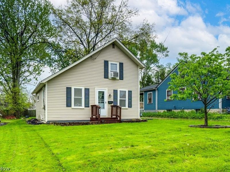 316 S Prospect Street , Medina, OH 44256 Photo 4