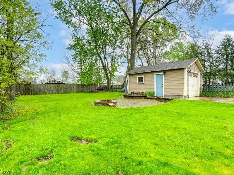 316 S Prospect Street , Medina, OH 44256 Photo 6