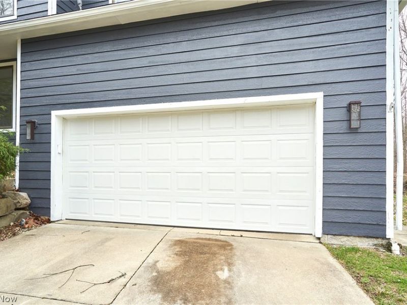 718 Stonecliff Drive, Akron, OH 44313 Photo 26