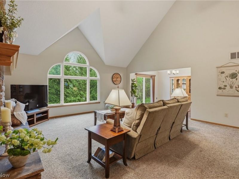 859 Kings Cross Drive, Wadsworth, OH 44281 Photo 11