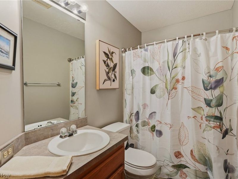 859 Kings Cross Drive, Wadsworth, OH 44281 Photo 27