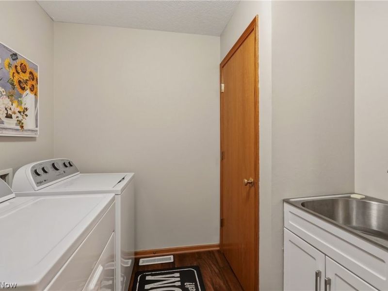 859 Kings Cross Drive, Wadsworth, OH 44281 Photo 34