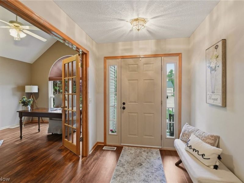 859 Kings Cross Drive, Wadsworth, OH 44281 Photo 6