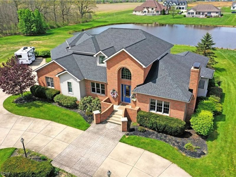 6367 Angel Court , Warren, OH 44481 Photo 2