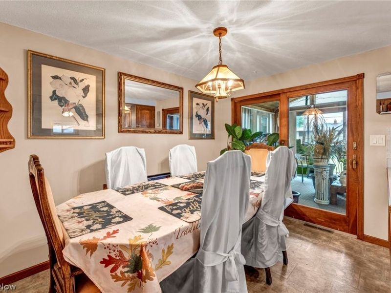 15425 Richard Drive , Brook Park, OH 44142 Photo 11