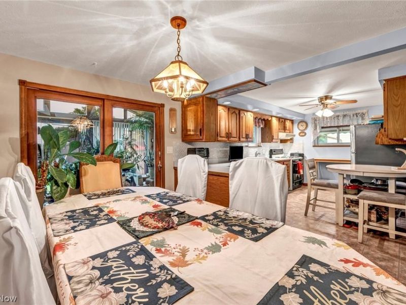 15425 Richard Drive , Brook Park, OH 44142 Photo 13