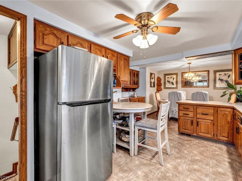 15425 Richard Drive , Brook Park, OH 44142 Photo 16