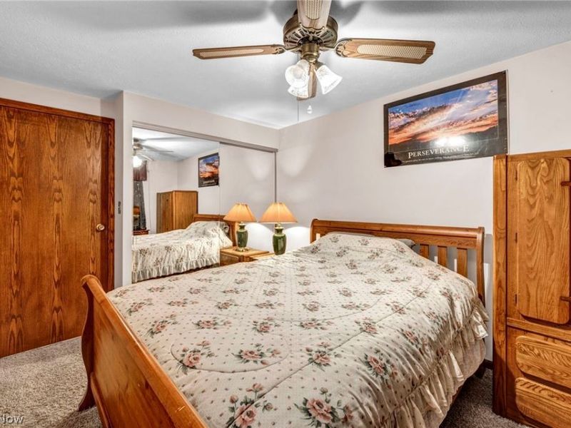 15425 Richard Drive , Brook Park, OH 44142 Photo 21