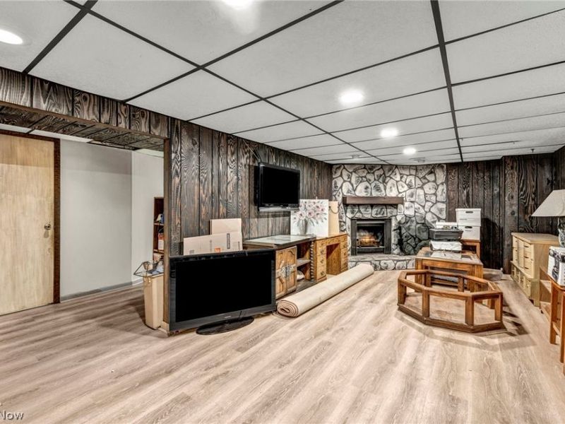 15425 Richard Drive , Brook Park, OH 44142 Photo 34
