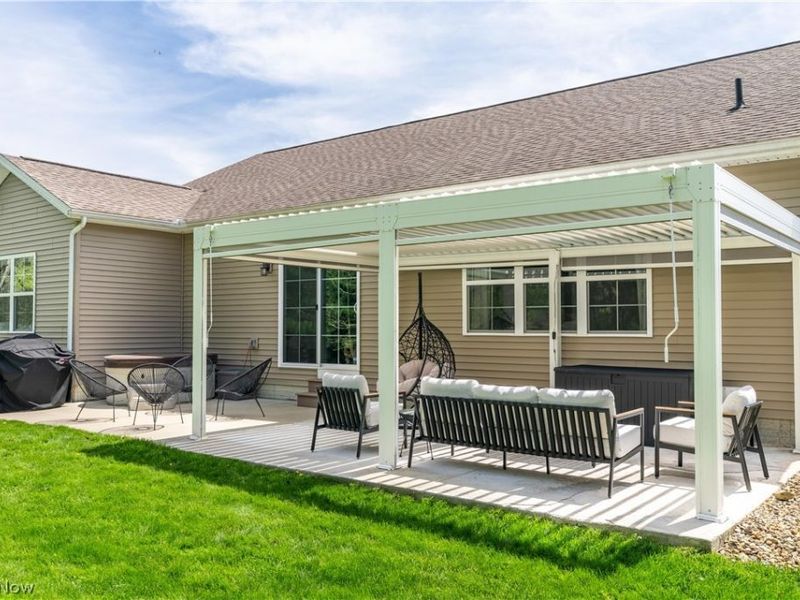 3693 Stratavon Street NW, North Canton, OH 44720 Photo 31