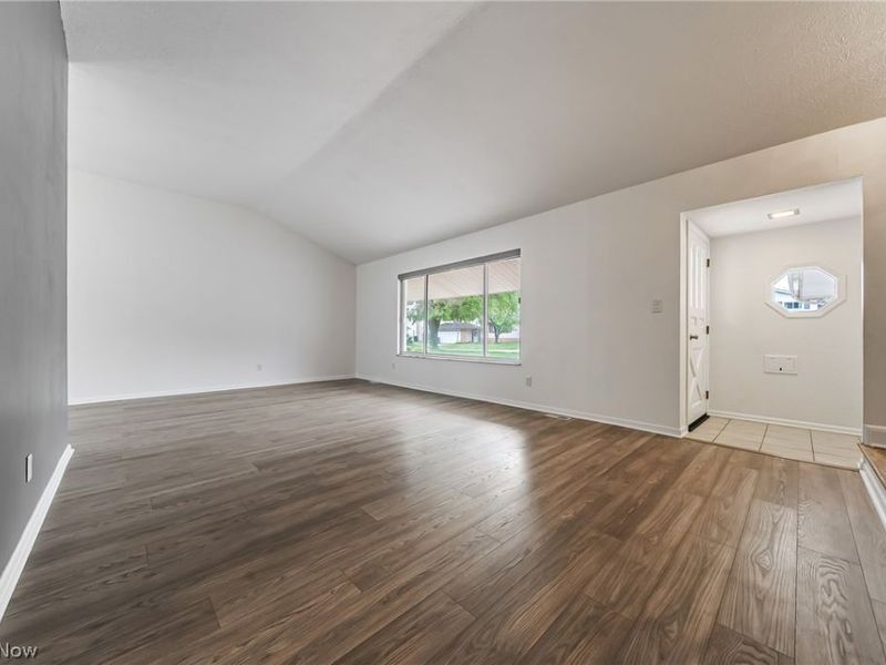 21298 Nottingham Drive , Cleveland, OH 44126 Photo 8