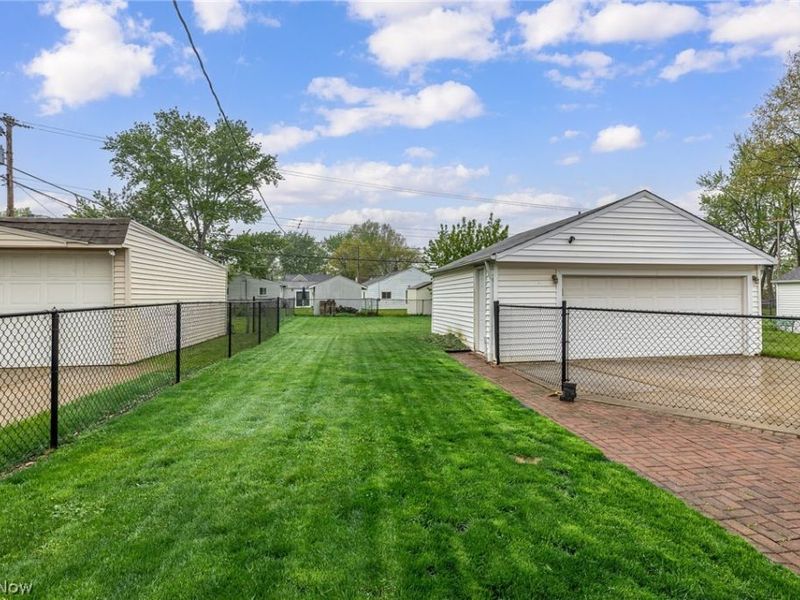 1704 Drenik Drive , Wickliffe, OH 44092 Photo 28