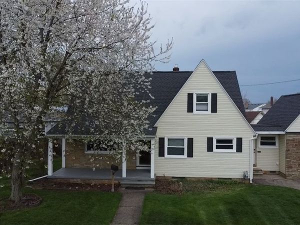 300 Concord Drive, Lorain, OH 44052