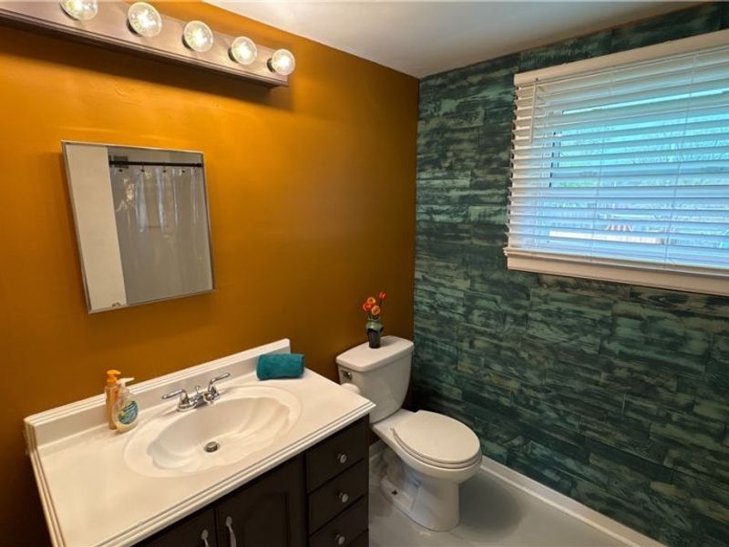 300 Concord Drive, Lorain, OH 44052 Photo 18