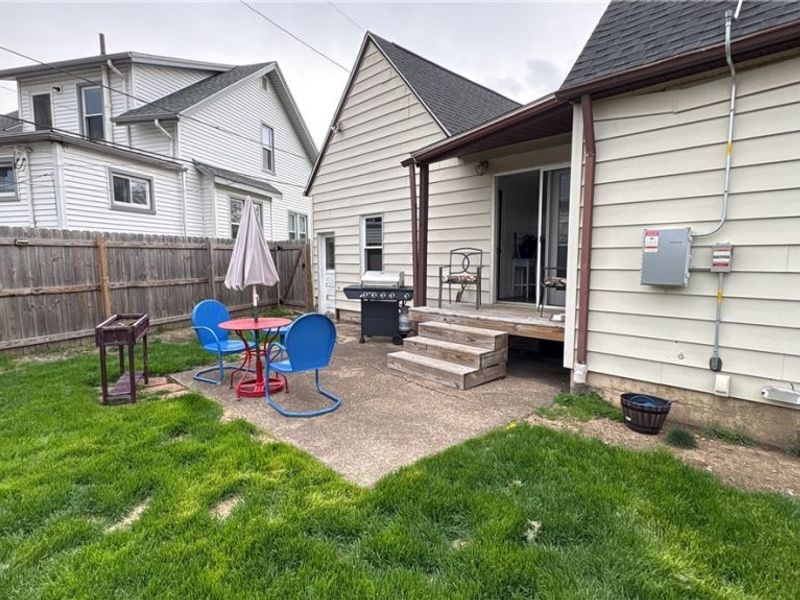 300 Concord Drive, Lorain, OH 44052 Photo 24